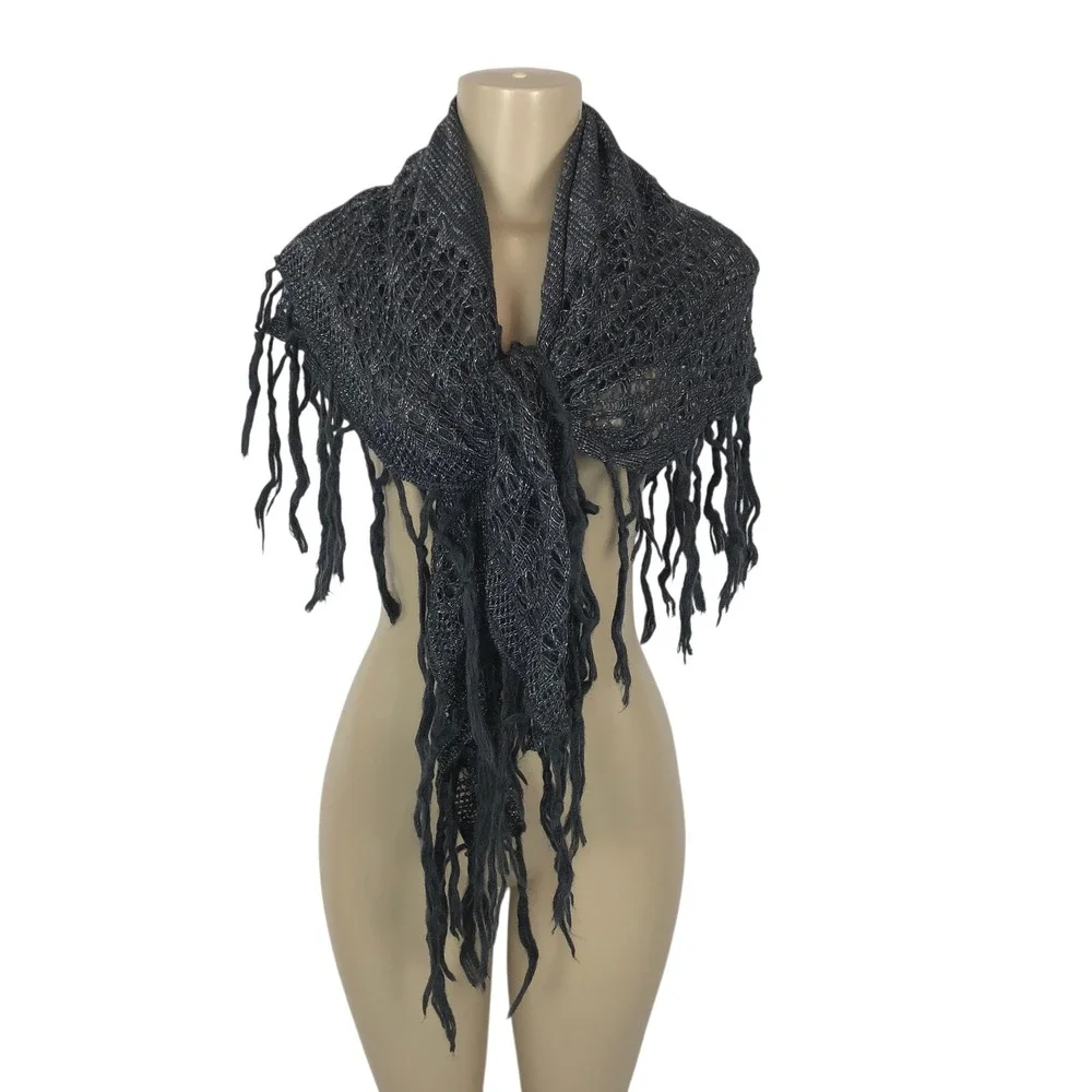 Sleeping on‎ Snow Anthropologie Metallic Chunky Knit Fringe Square Scarf Shawl